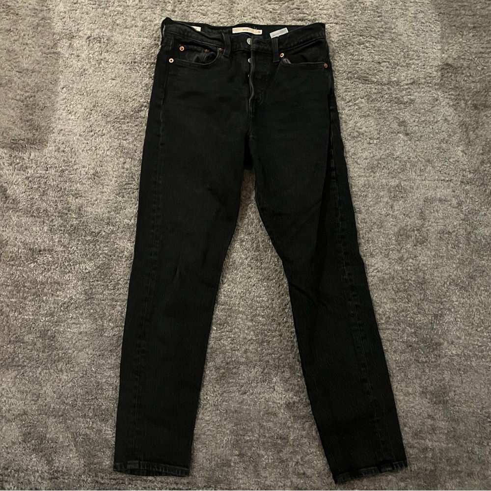 Levi’s Black Straight Legged Jeans for Women